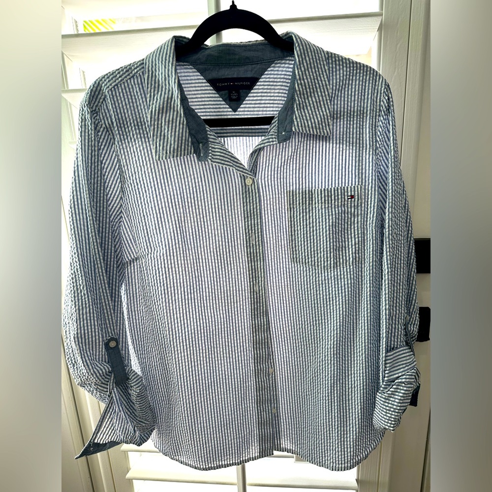 Tommy Hilfiger Seersucker popover roll tab sleeve blue white striped